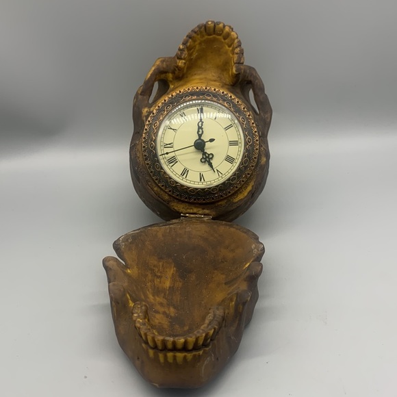 Z Gallerie Holiday Momento Mori Skull Clock Z Gallerie Poshmark